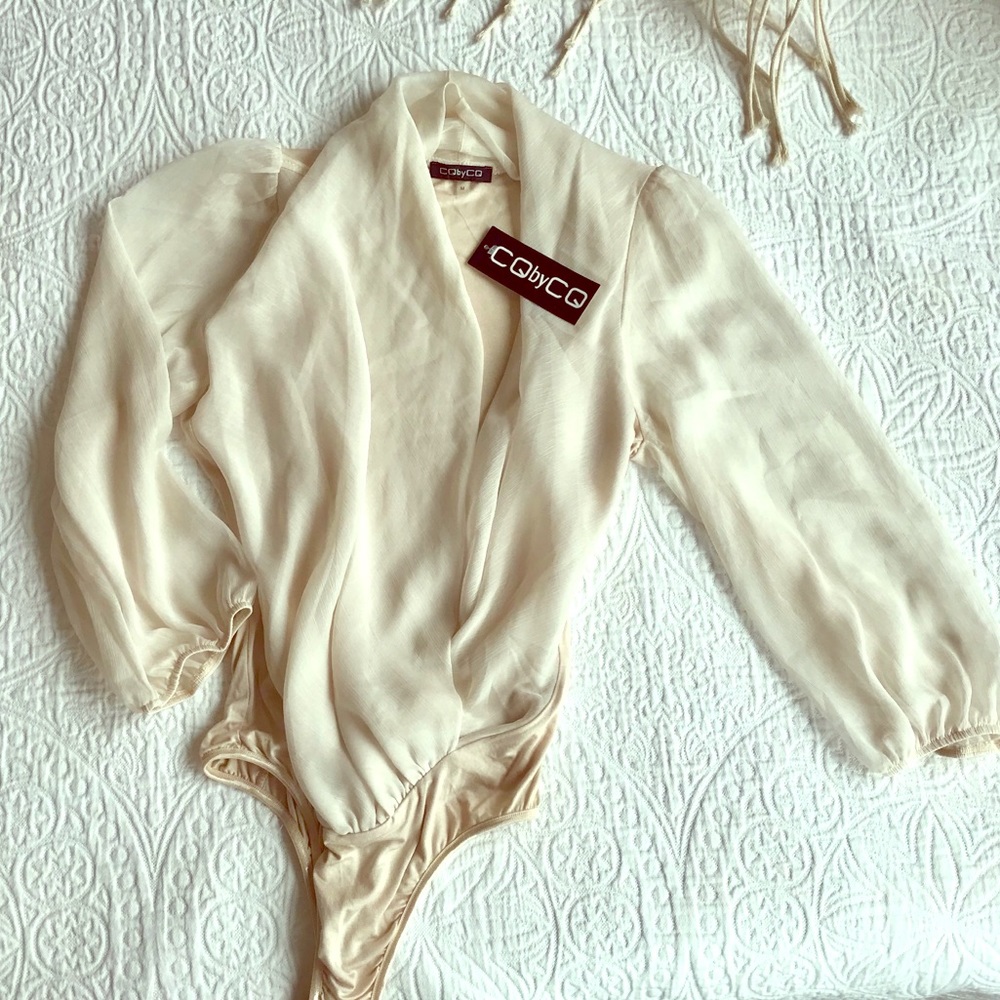 Blouse body suit never worn!
